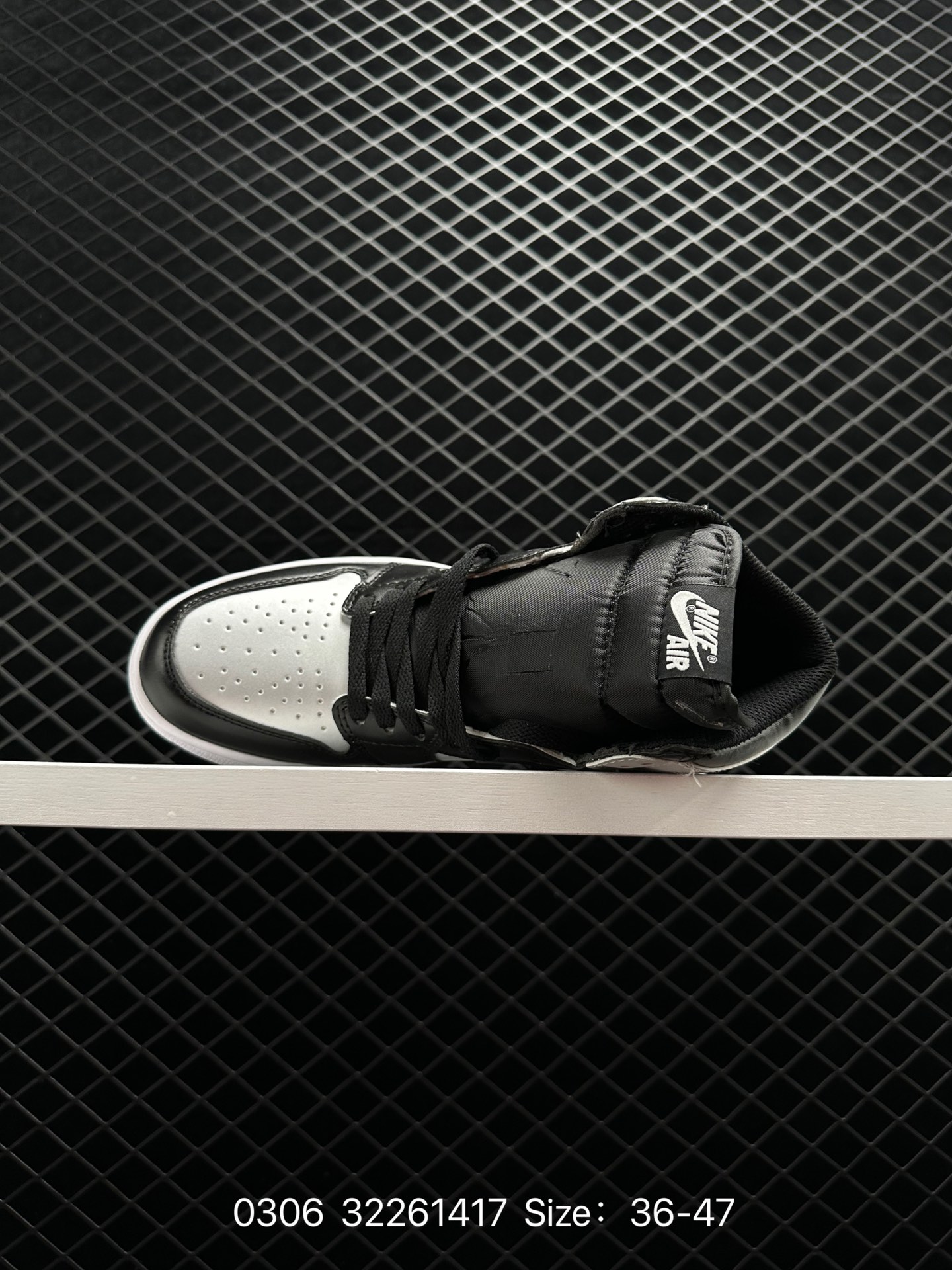 Air Jordan 1 Retro WMNS “Satin Snake”